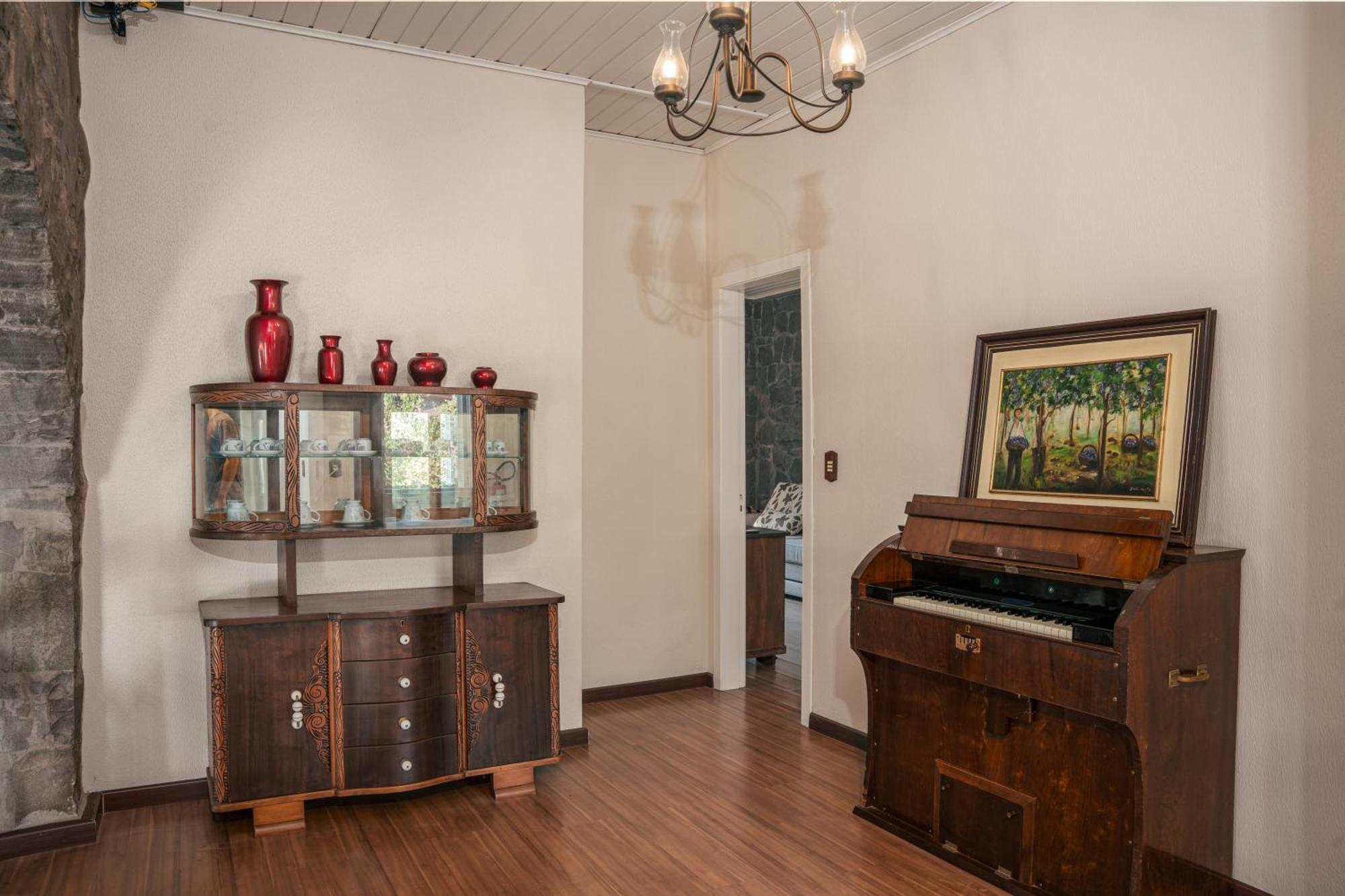 Casa De Pedra Mena Kaho Villa Bento Gonçalves Exteriör bild